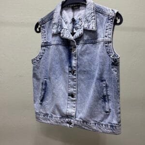 Arkası Nakışlı Denim Yelek